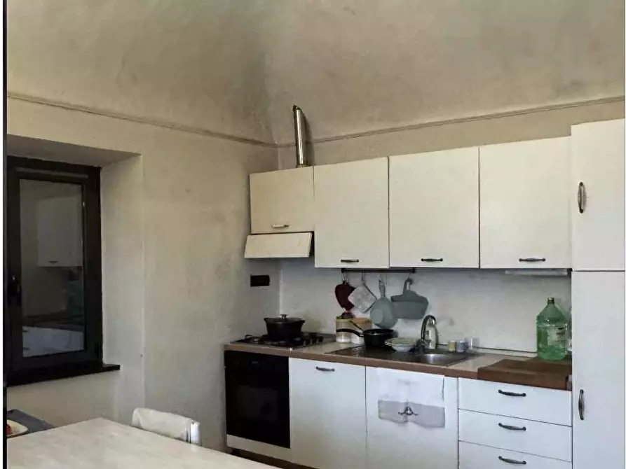Immagine 9 di Appartamento in vendita  5 a Varazze