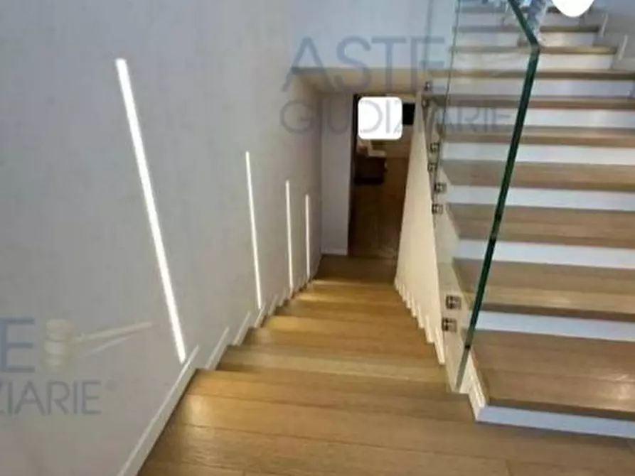 Immagine 10 di Appartamento in vendita  161 a Afragola