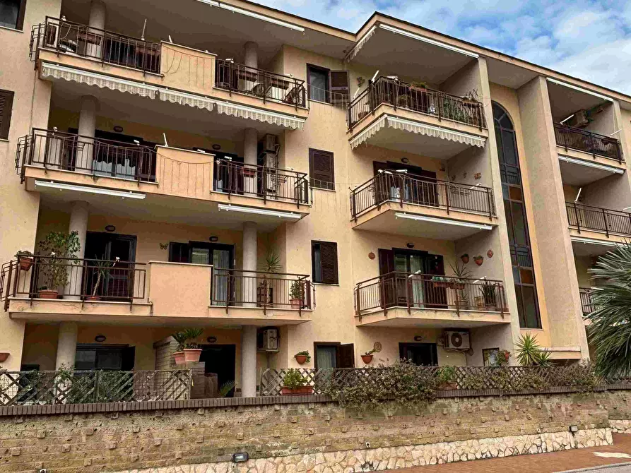 Immagine 1 di Appartamento in vendita  16 a Mugnano Di Napoli