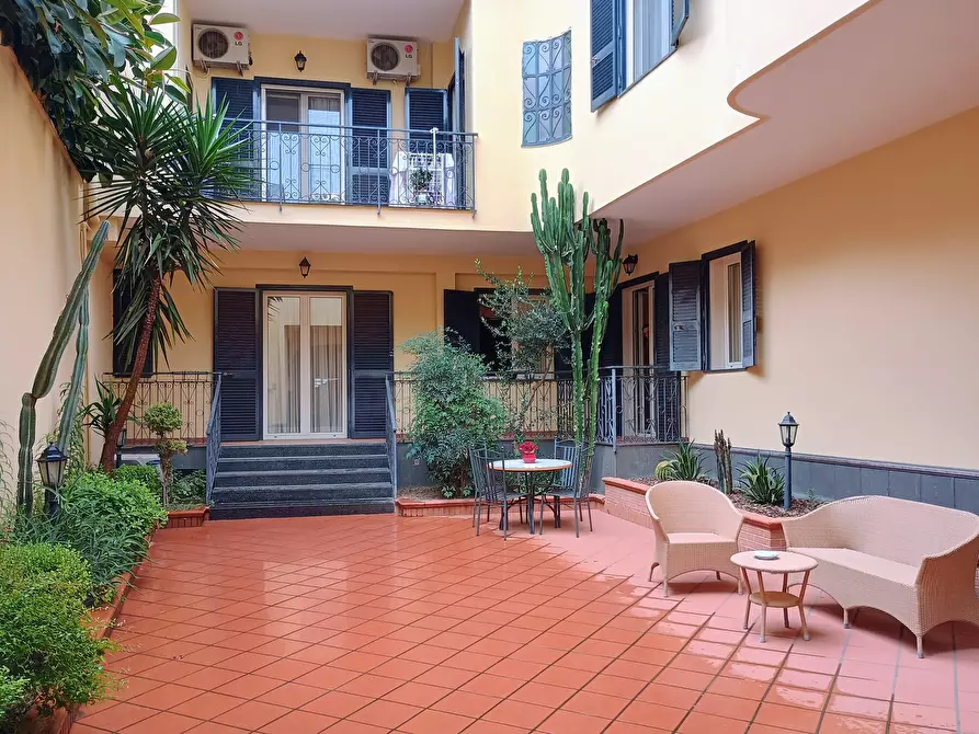 Immagine 6 di Appartamento in vendita  40 a Frattamaggiore
