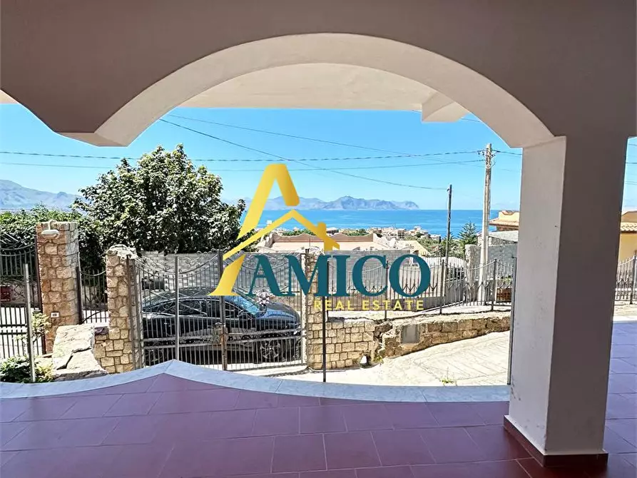 Immagine 10 di Appartamento in vendita  snc a Bagheria