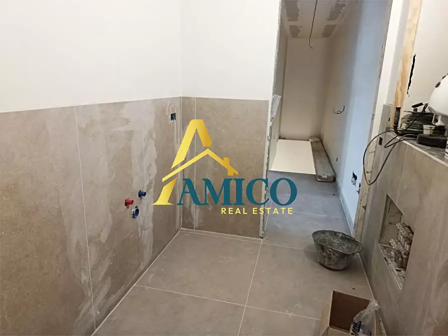Immagine 10 di Appartamento in vendita  98 a Bagheria
