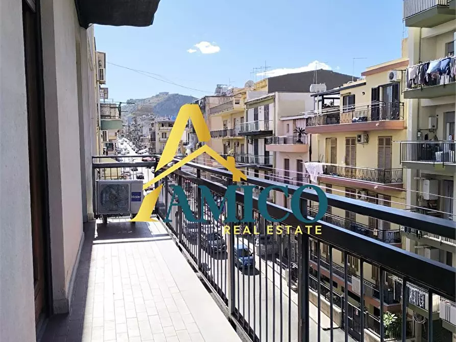 Immagine 1 di Appartamento in vendita  95 a Bagheria