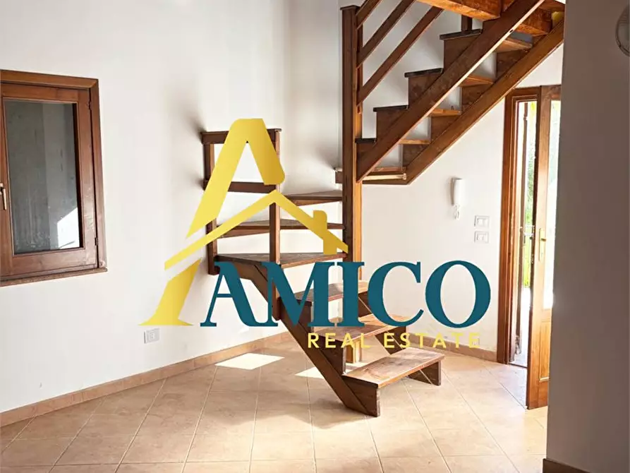 Immagine 2 di Villa in vendita  snc a Casteldaccia