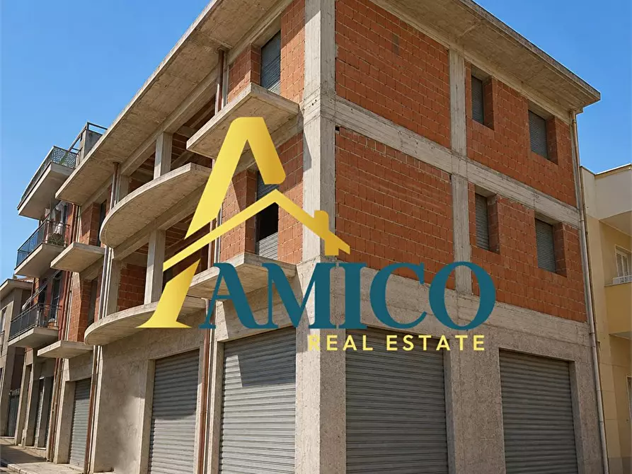 Immagine 1 di Palazzo in vendita  133 a Bagheria