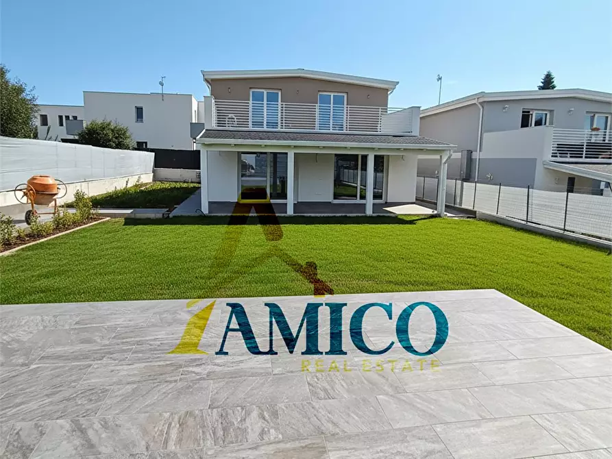 Immagine 1 di Villa in vendita  snc a Altavilla Milicia