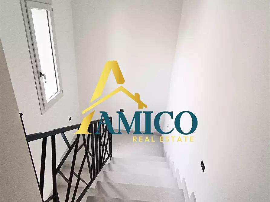 Immagine 9 di Villa in vendita  snc a Altavilla Milicia