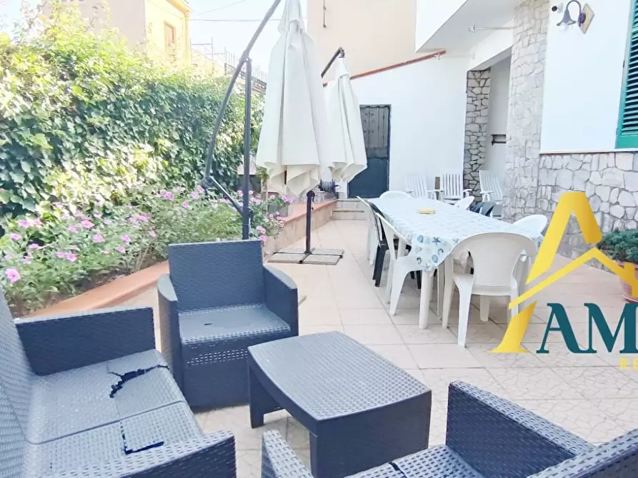 Immagine 10 di Villa in vendita  snc a Altavilla Milicia