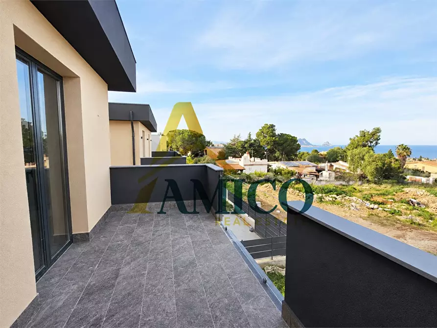 Immagine 1 di Villa in vendita  5 a Altavilla Milicia