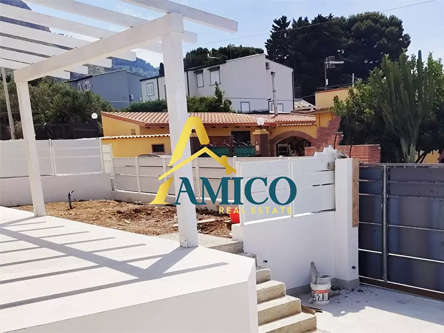 Immagine 9 di Villa in vendita  snc a Altavilla Milicia