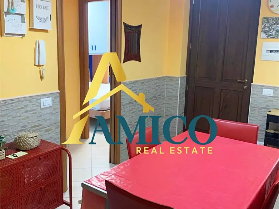Immagine 10 di Villa in vendita  snc a Campofelice Di Roccella
