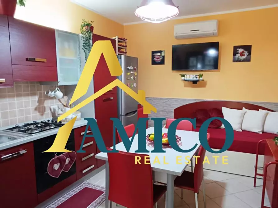 Immagine 7 di Villa in vendita  snc a Campofelice Di Roccella