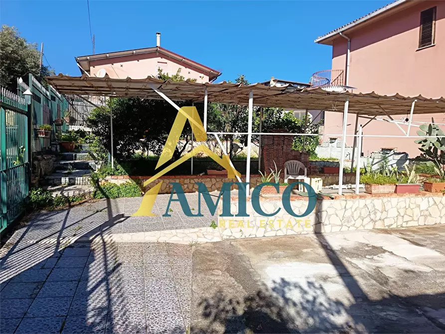 Immagine 7 di Villa in vendita  snc a Trabia