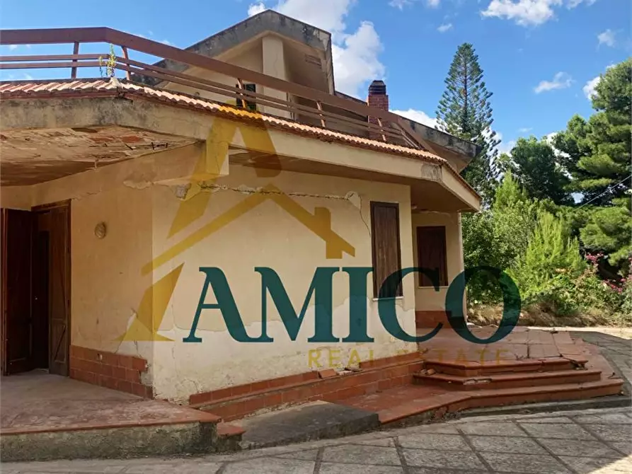 Immagine 9 di Villa in vendita  snc a Ventimiglia Di Sicilia