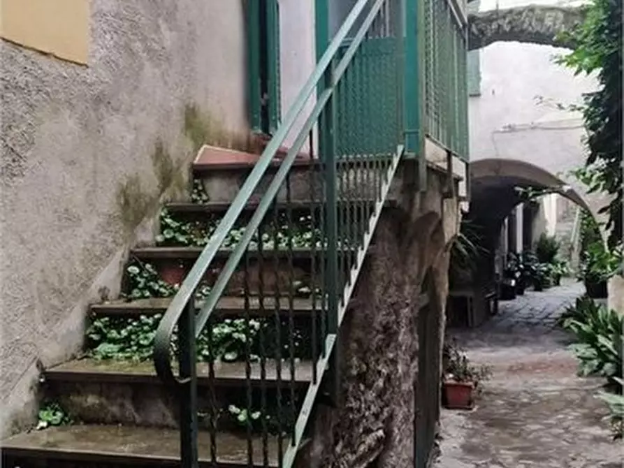 Immagine 1 di Appartamento in vendita  a Zuccarello