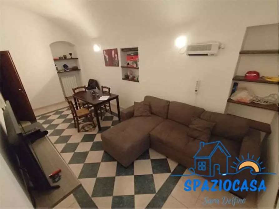 Immagine 2 di Appartamento in vendita  a Zuccarello