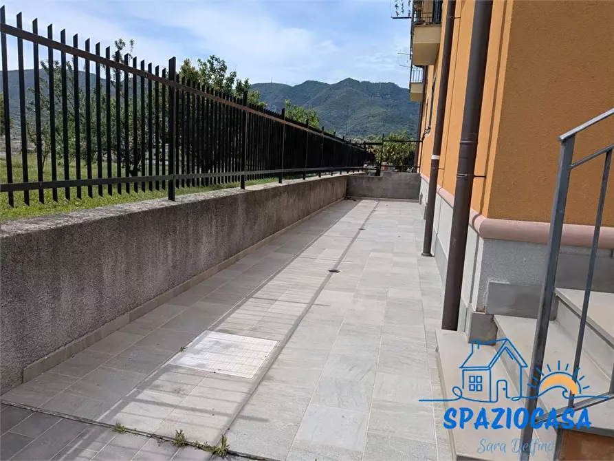 Immagine 1 di Appartamento in vendita  11 a Albenga
