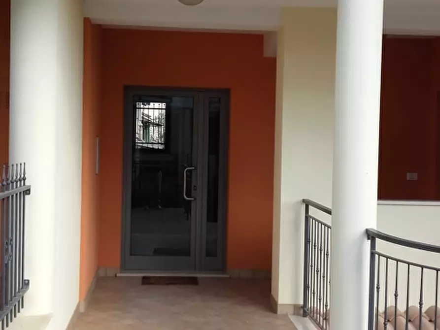 Immagine 2 di Ufficio in vendita  a Pianella