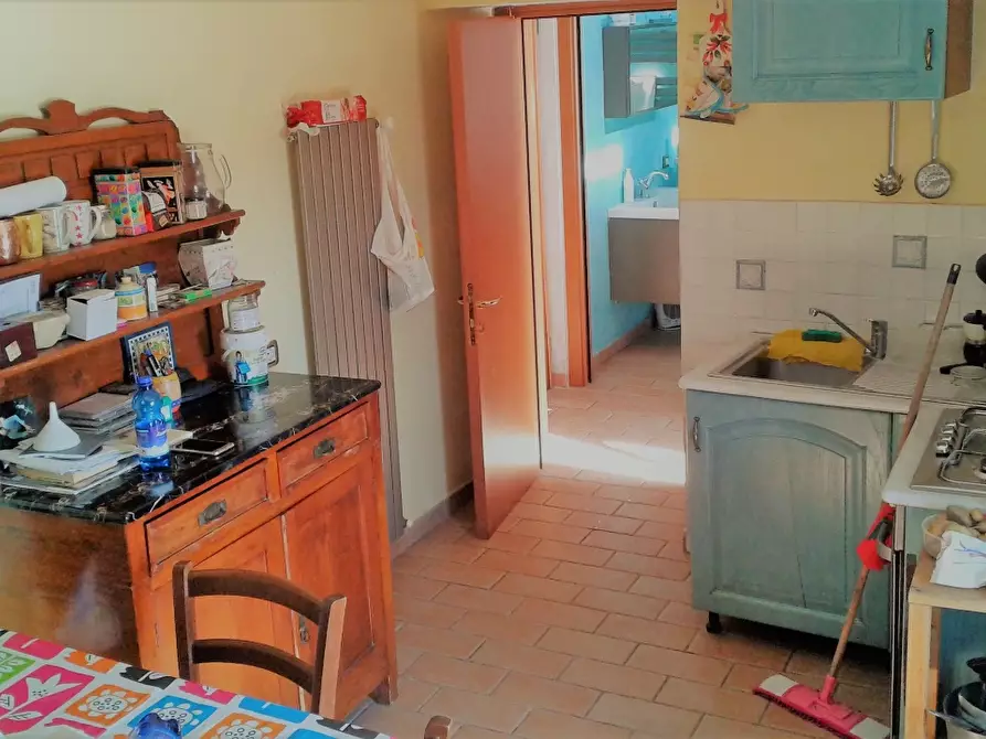 Immagine 9 di Casa indipendente in vendita  a Carrara