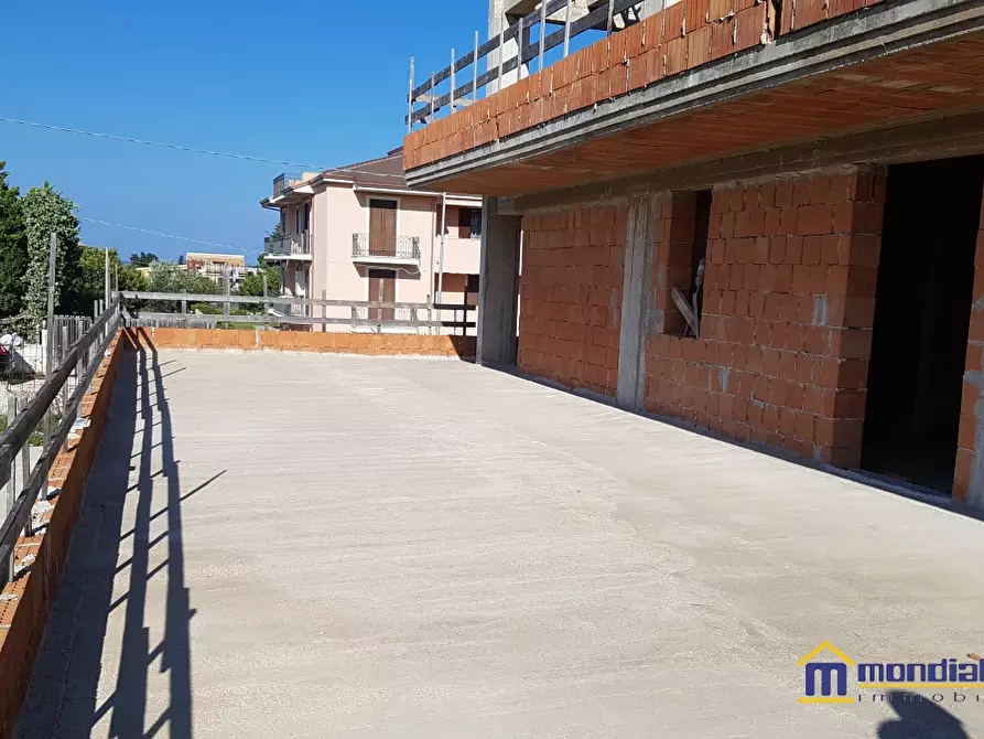 Immagine 4 di Casa indipendente in vendita  a Pachino