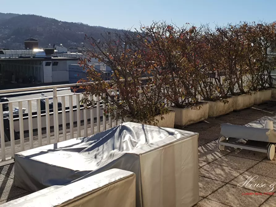 Immagine 3 di Attico in affitto  a Torino