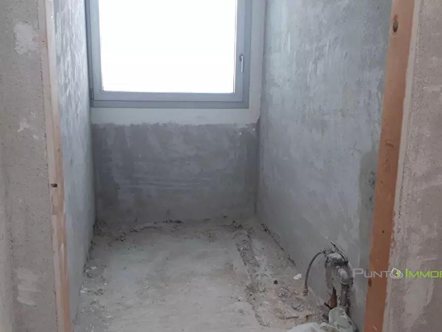 Immagine 8 di Ufficio in vendita  2 a Brindisi