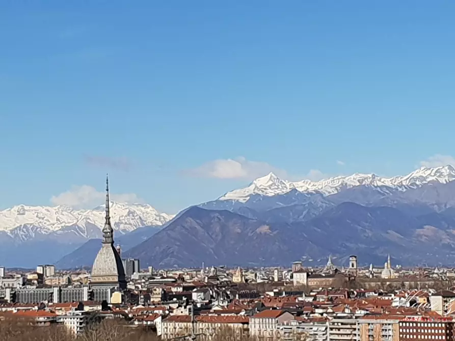 Immagine 3 di Appartamento in vendita  a Torino