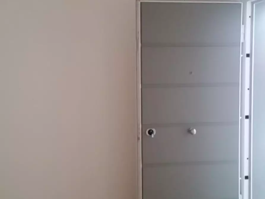 Immagine 8 di Ufficio in affitto  a Terni