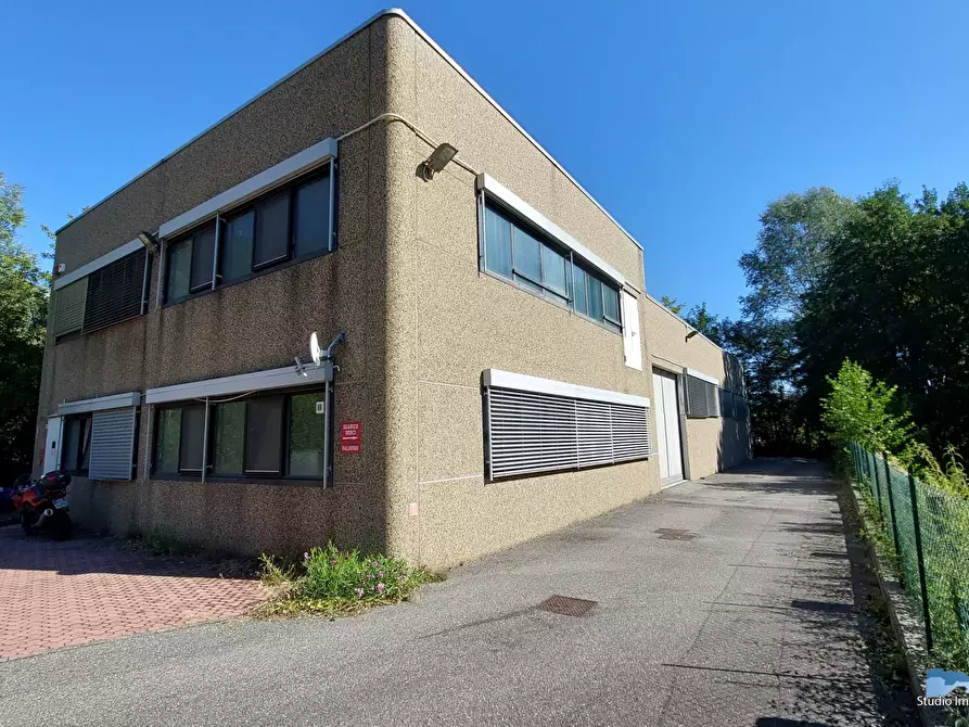 Immagine 2 di Capannone industriale in affitto  a Lessolo