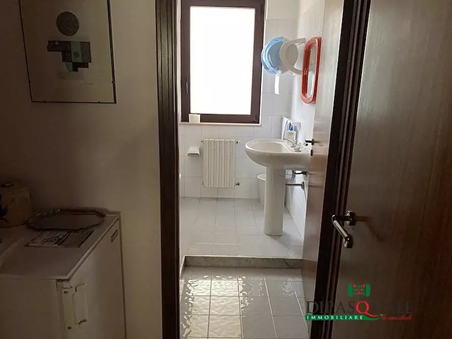 Immagine 9 di Ufficio in affitto  a Ragusa