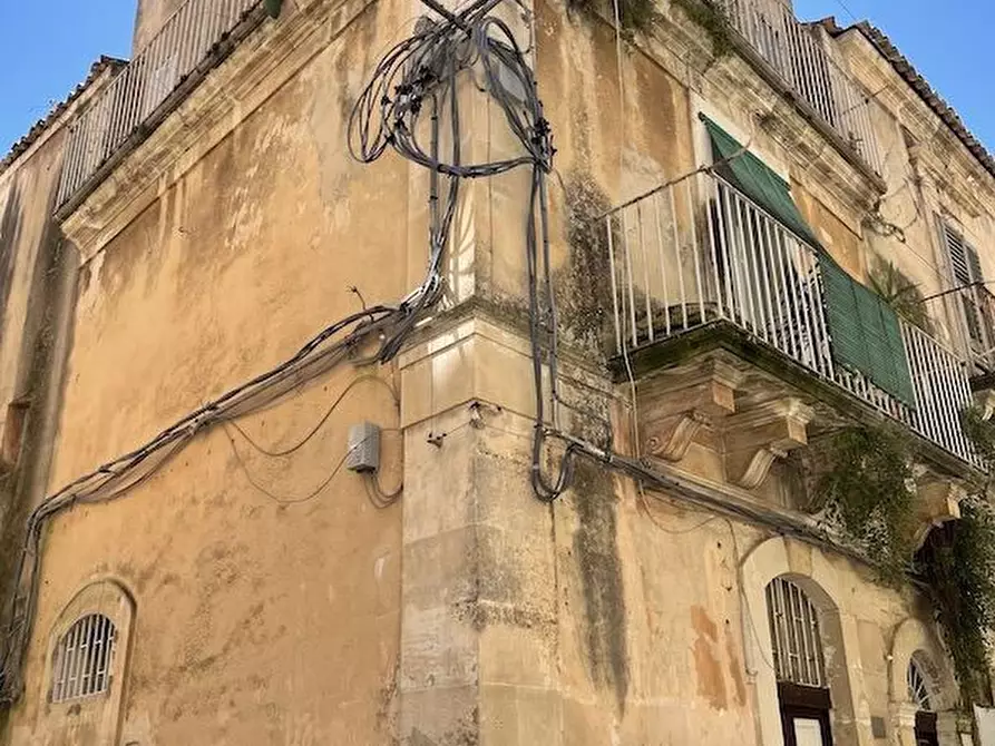 Immagine 10 di Casa indipendente in vendita  18 a Ragusa