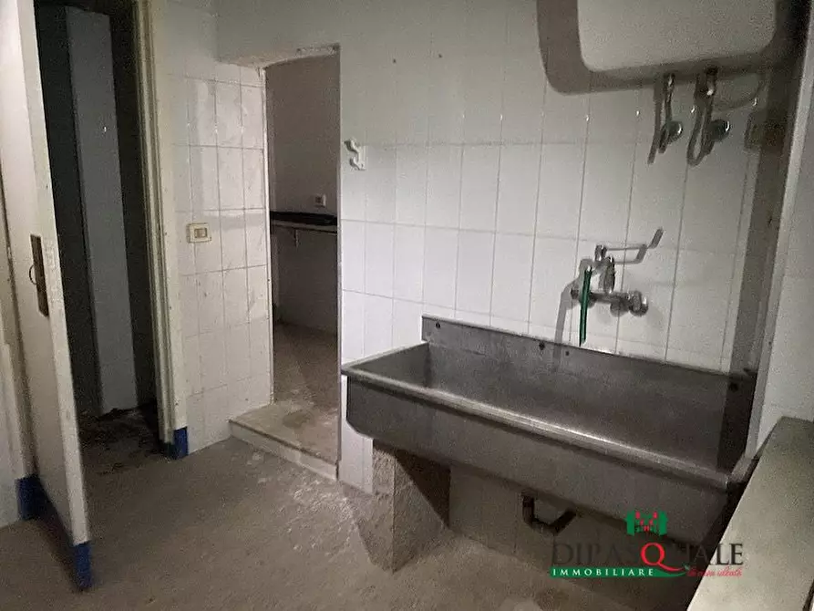 Immagine 4 di Ufficio in vendita  a Ragusa