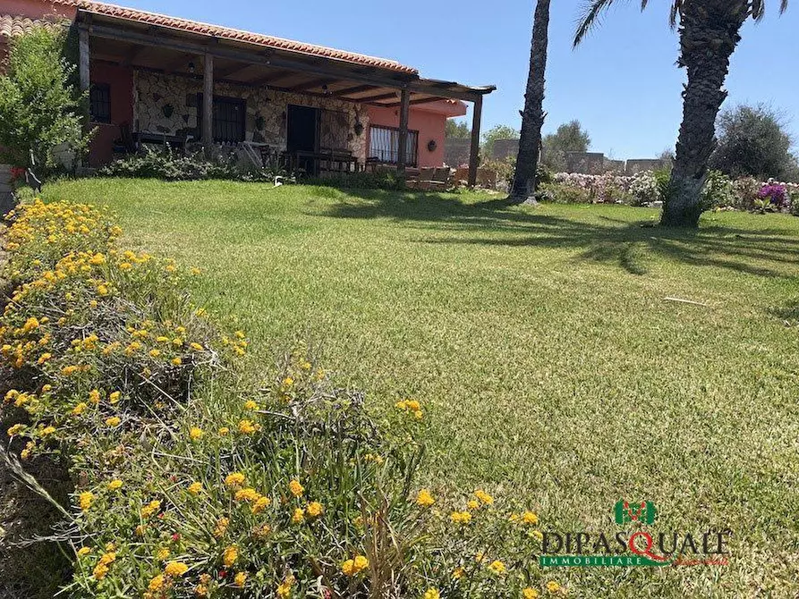 Immagine 3 di Villa in vendita  a Ragusa