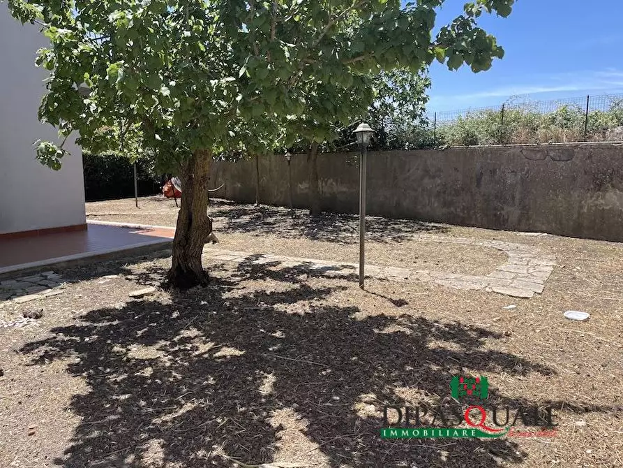 Immagine 2 di Villa in vendita  a Ragusa