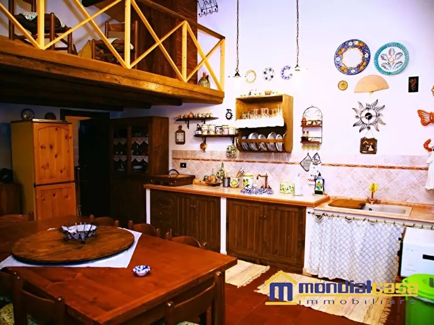 Immagine 10 di Villa in vendita  a Pachino