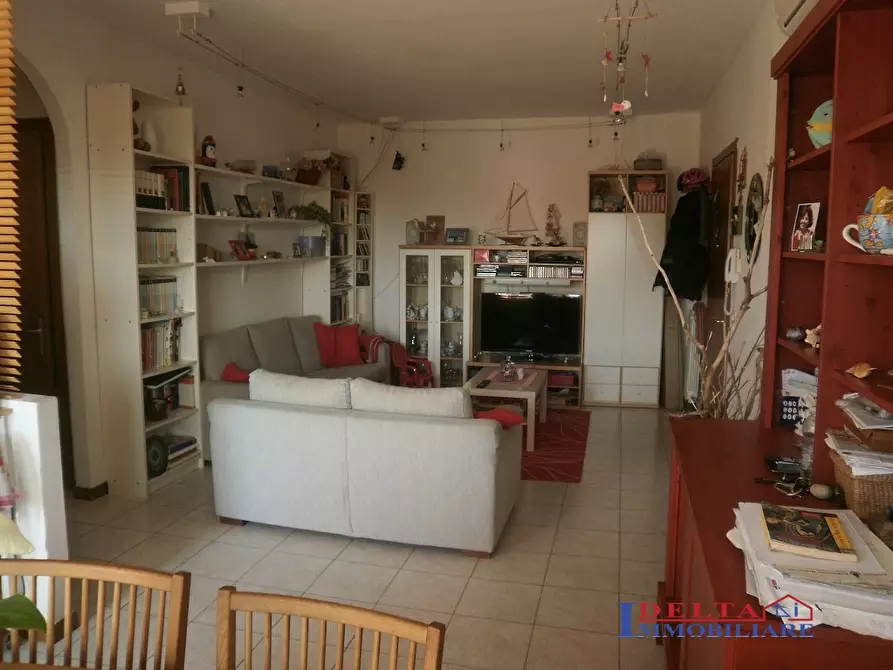 Immagine 3 di Appartamento in vendita  a Rosignano Marittimo
