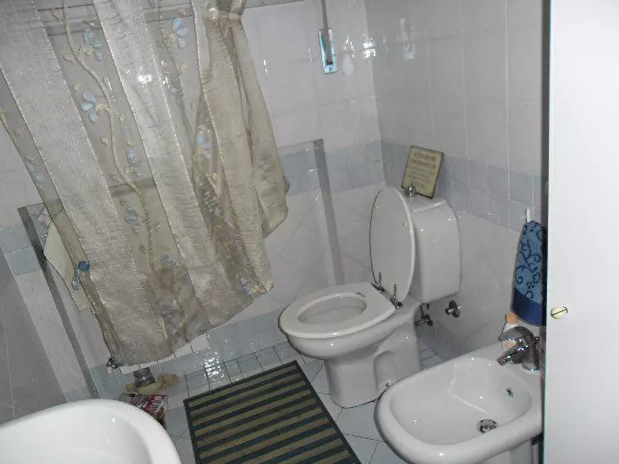 Immagine 8 di Appartamento in vendita  a Carrara