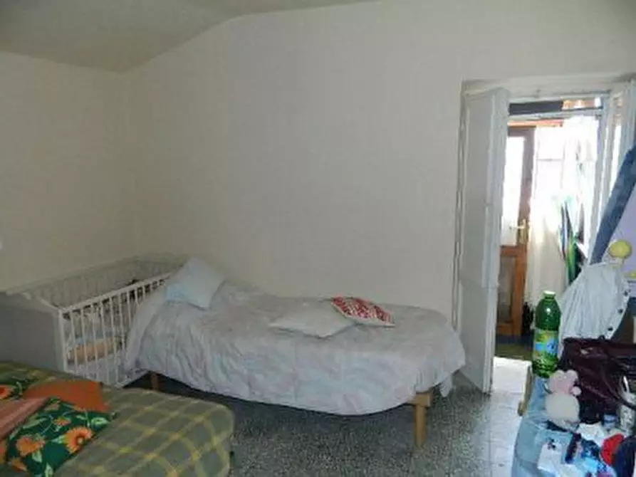 Immagine 6 di Casa semindipendente in vendita  a Ortonovo