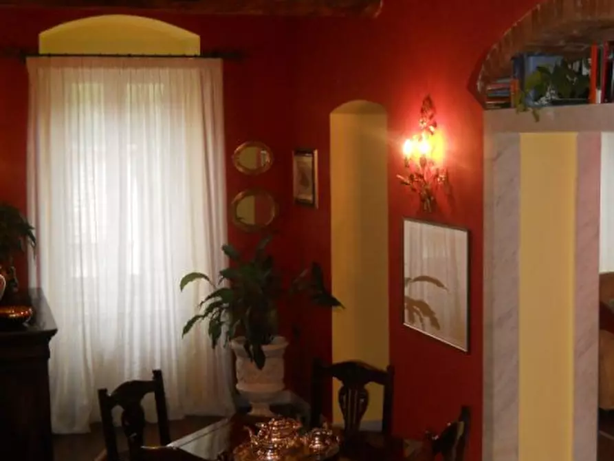 Immagine 2 di Appartamento in vendita  a Carrara
