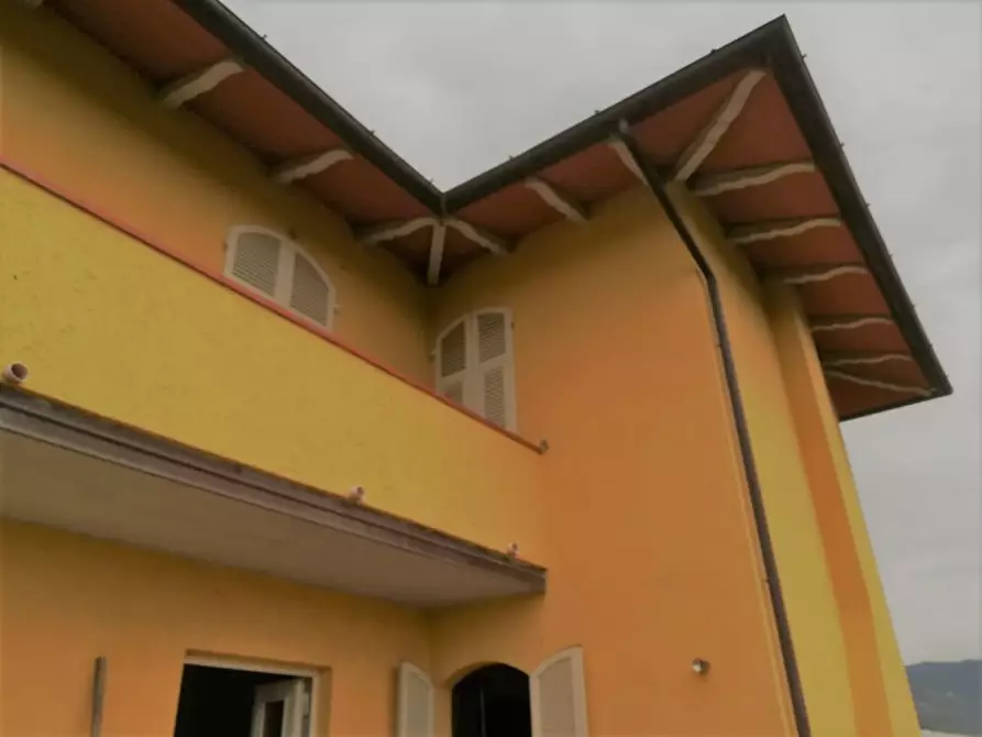 Immagine 6 di Casa indipendente in vendita  a Castelnuovo Magra
