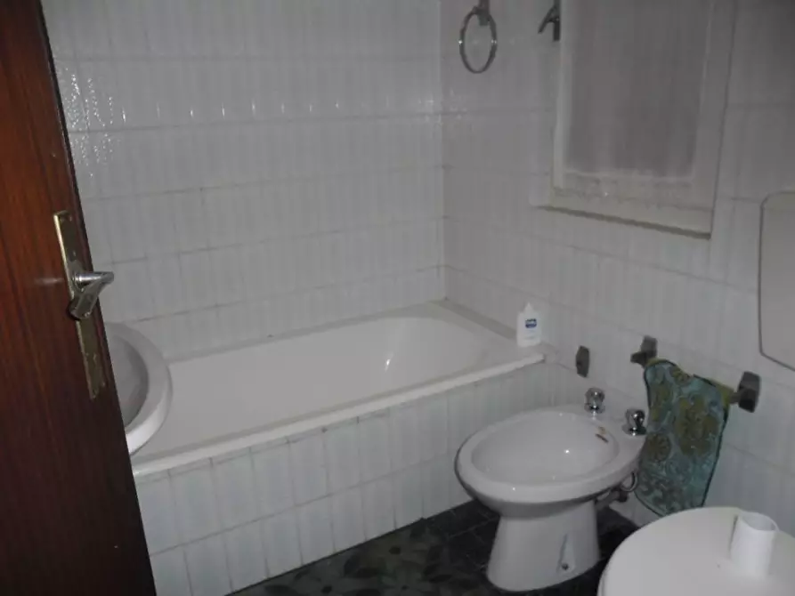 Immagine 7 di Casa indipendente in vendita  a Carrara