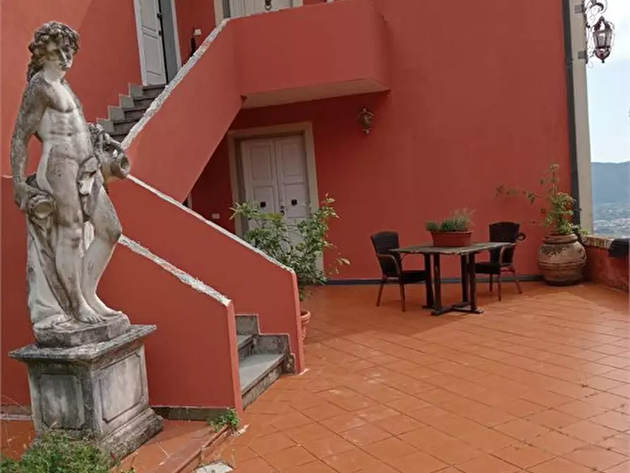 Immagine 1 di Appartamento in affitto  a Fosdinovo