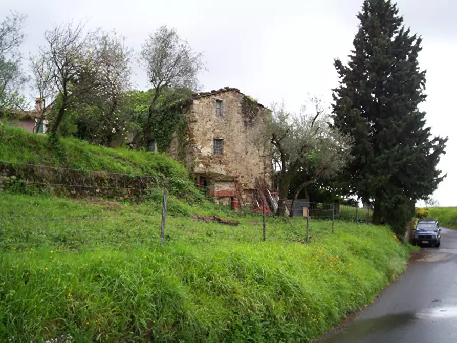 Immagine 2 di Rustico / casale in vendita  a Fosdinovo