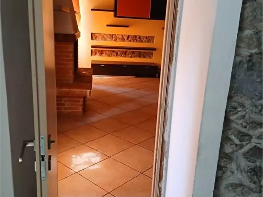 Immagine 7 di Appartamento in vendita  a Ameglia