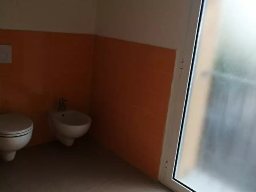 Immagine 5 di Appartamento in vendita  a Castelnuovo Magra