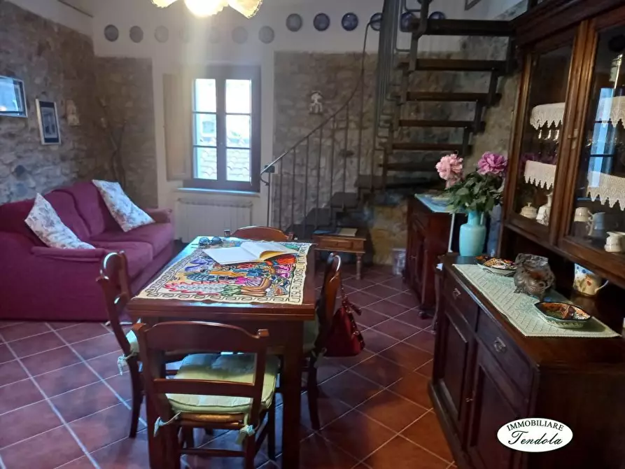 Immagine 1 di Appartamento in vendita  a Fosdinovo