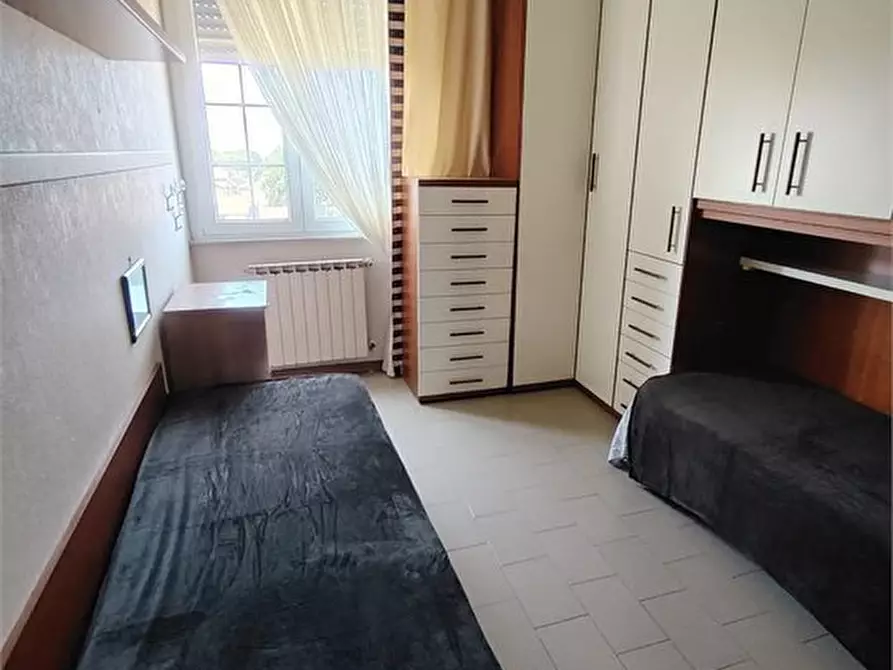 Immagine 8 di Appartamento in vendita  a Carrara