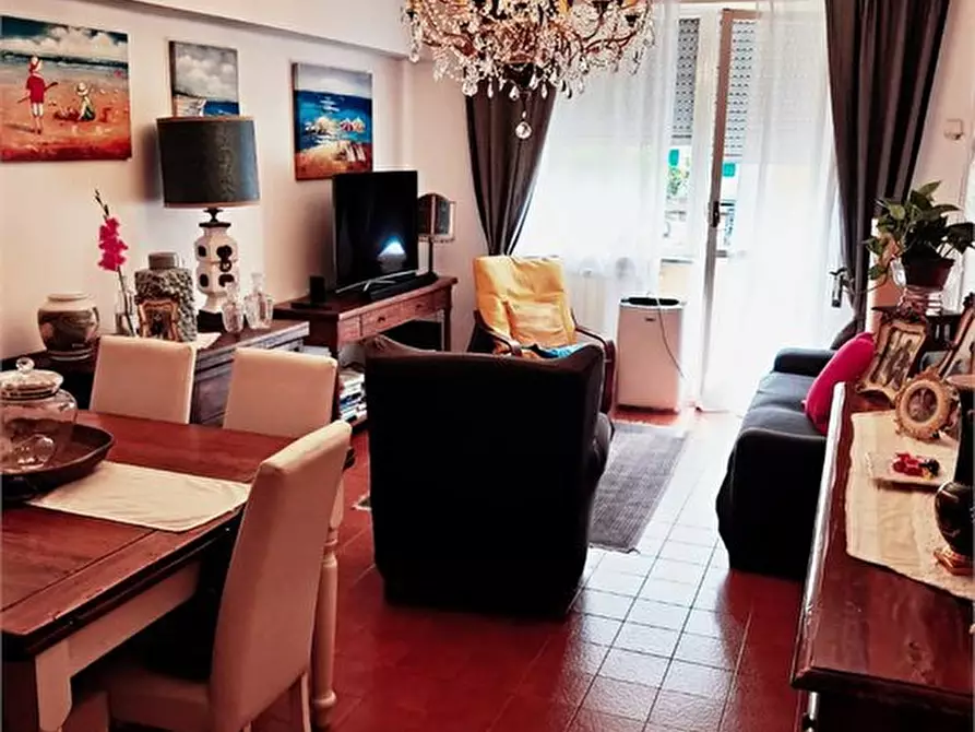 Immagine 8 di Appartamento in vendita  a Carrara