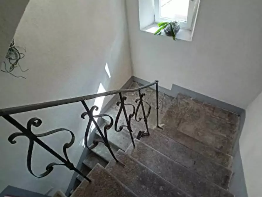 Immagine 2 di Appartamento in vendita  a Aulla
