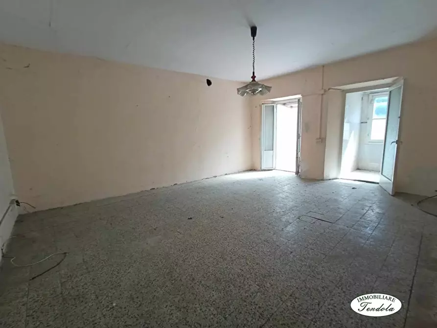 Immagine 7 di Appartamento in vendita  a Aulla